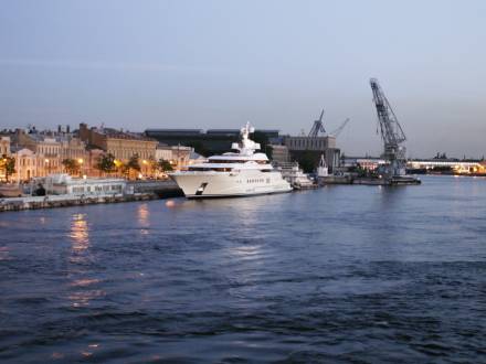 В Санкт-Петербург приплыла яхта Pelorus