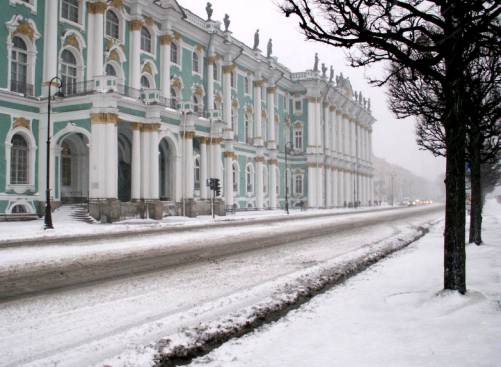 Эрмитаж исчезает в метели